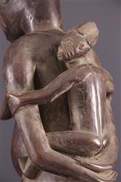 MaternitéYoruba statue